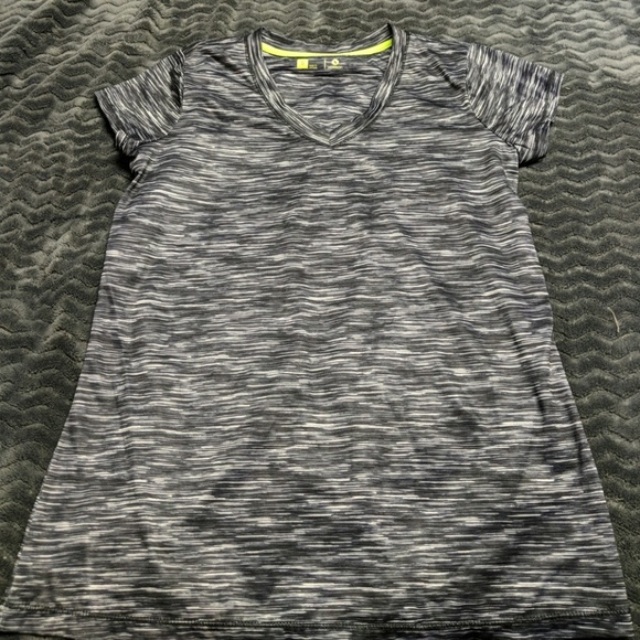 Workout v neck - Picture 1 of 2